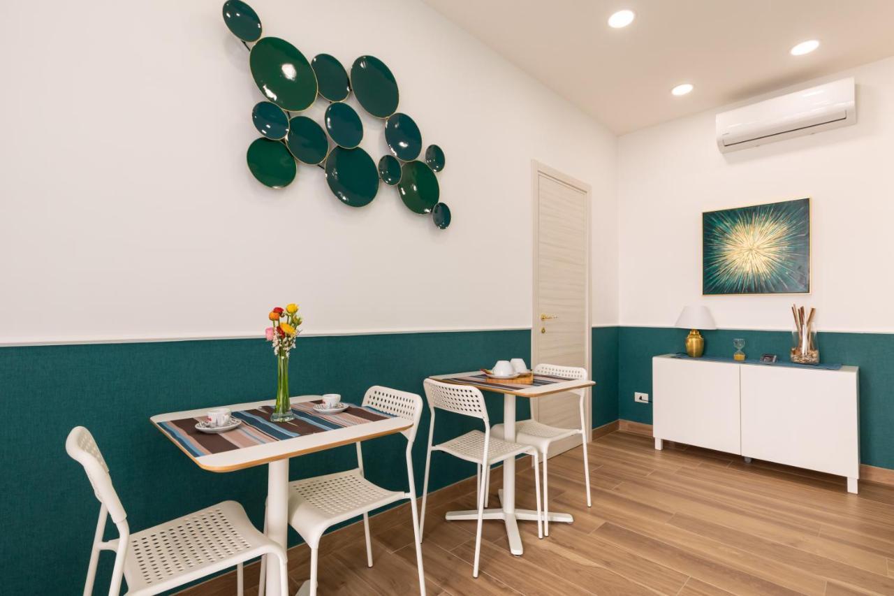Napolilive B&B Bagian luar foto