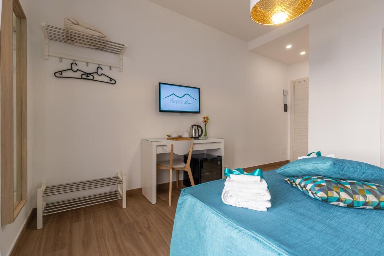 Napolilive B&B Bagian luar foto
